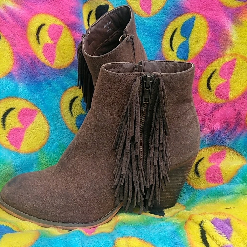 Boot's